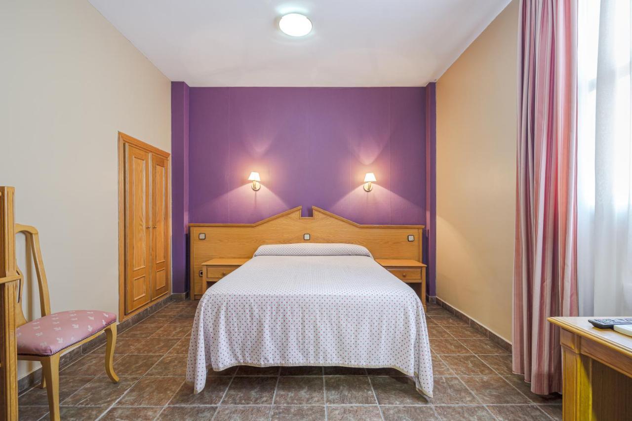 Hostal Don Juan Meco Exteriér fotografie